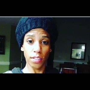 Meet your Posher, Liana